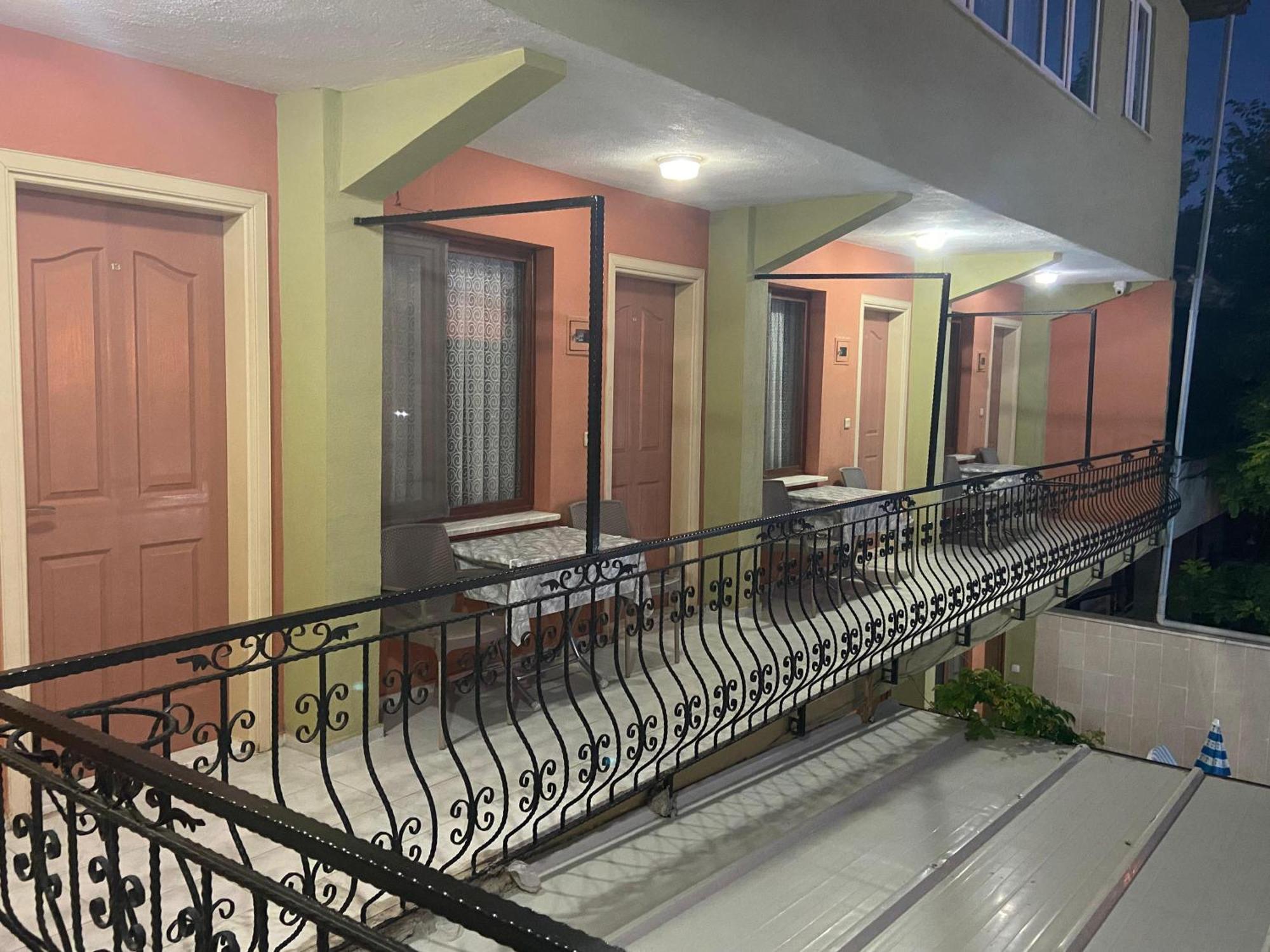 Beyaz Kale Hotel Памуккале Екстериор снимка