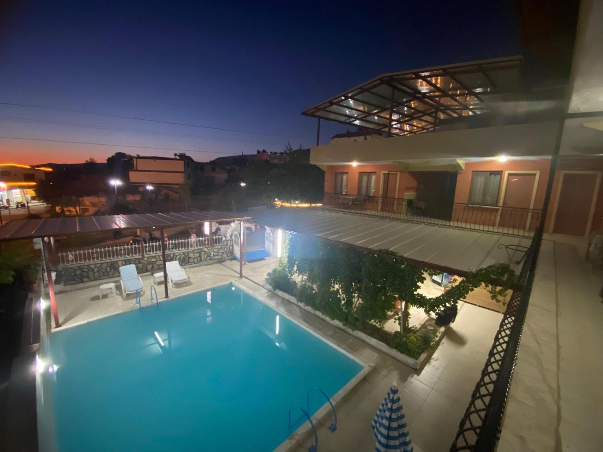 Beyaz Kale Hotel Памуккале Екстериор снимка