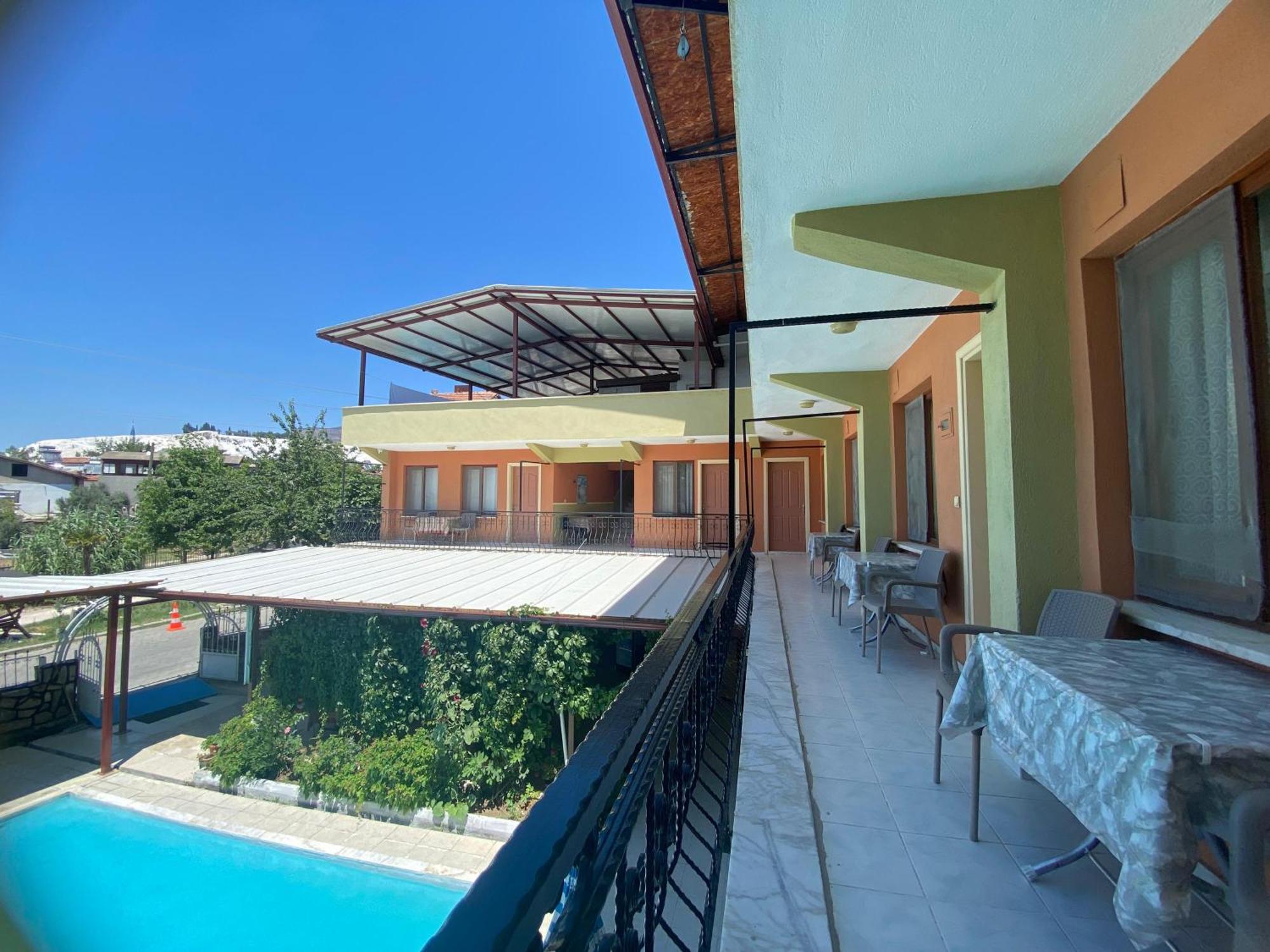 Beyaz Kale Hotel Памуккале Екстериор снимка