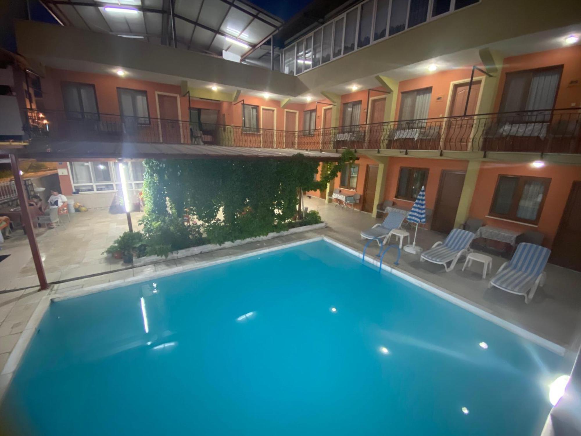 Beyaz Kale Hotel Памуккале Екстериор снимка