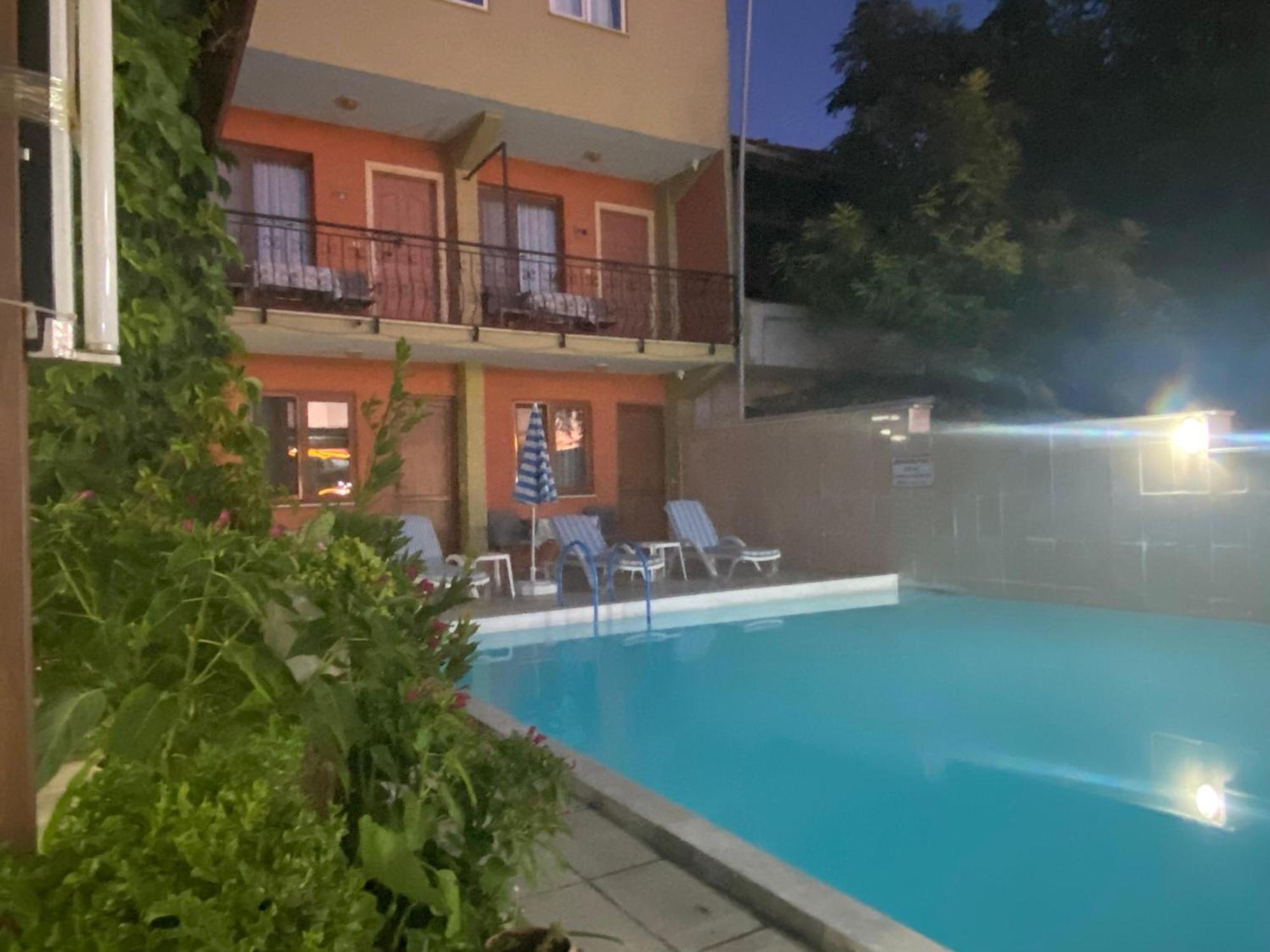 Beyaz Kale Hotel Памуккале Екстериор снимка