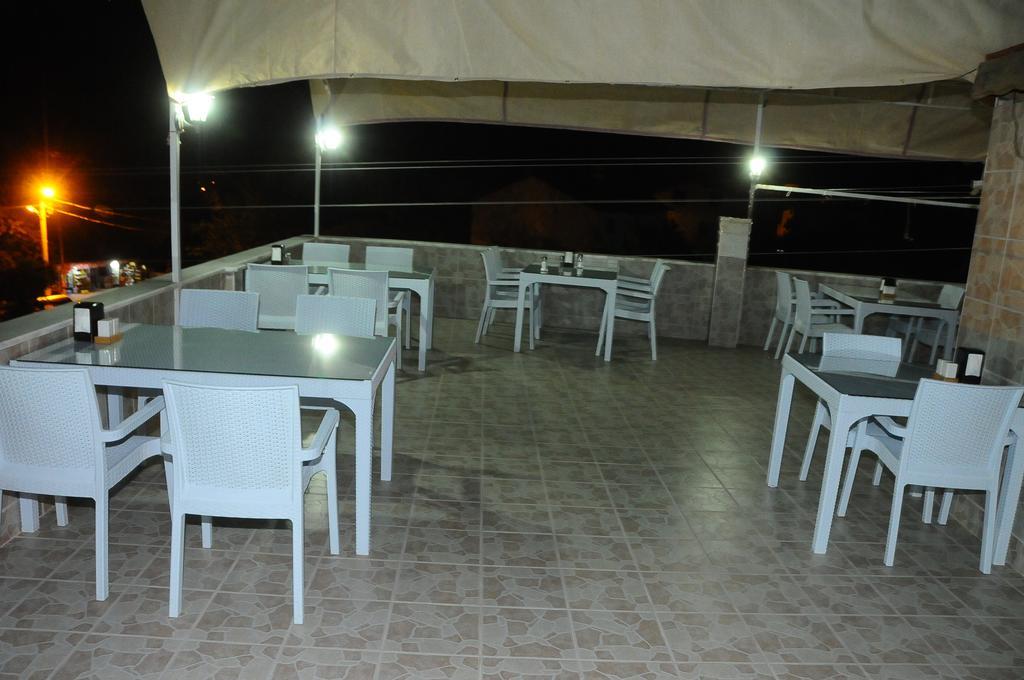 Beyaz Kale Hotel Памуккале Екстериор снимка