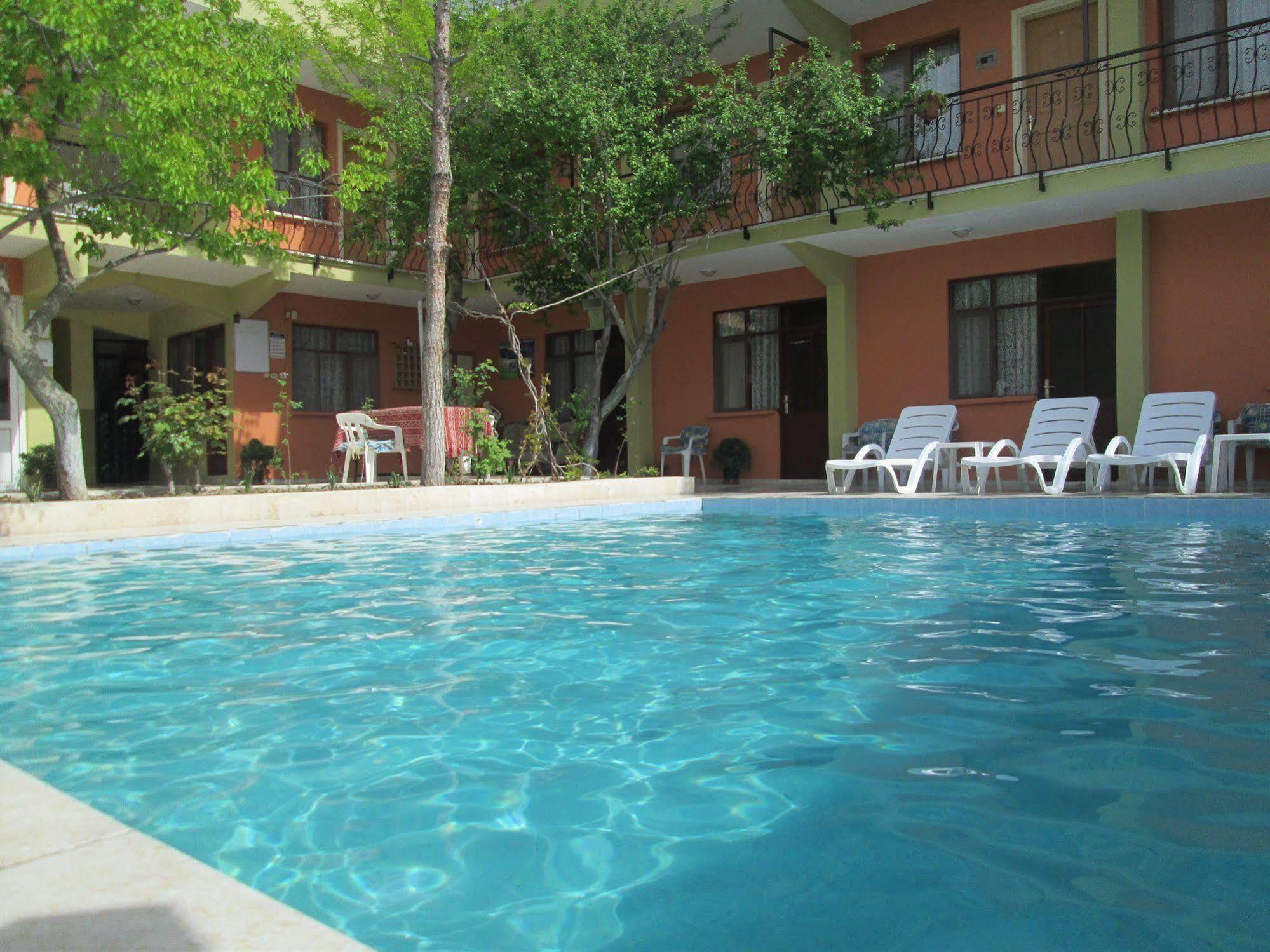 Beyaz Kale Hotel Памуккале Екстериор снимка