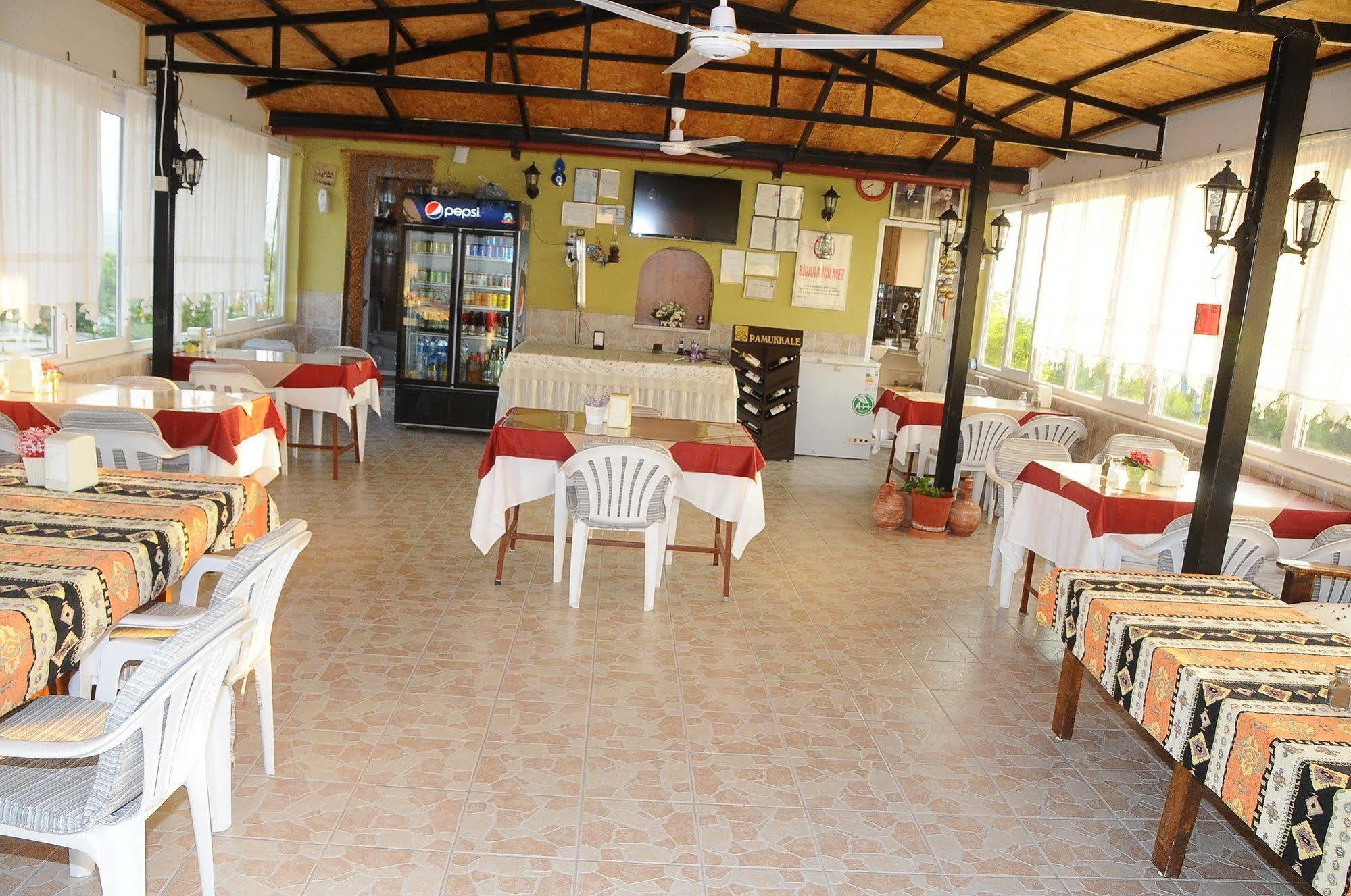 Beyaz Kale Hotel Памуккале Екстериор снимка